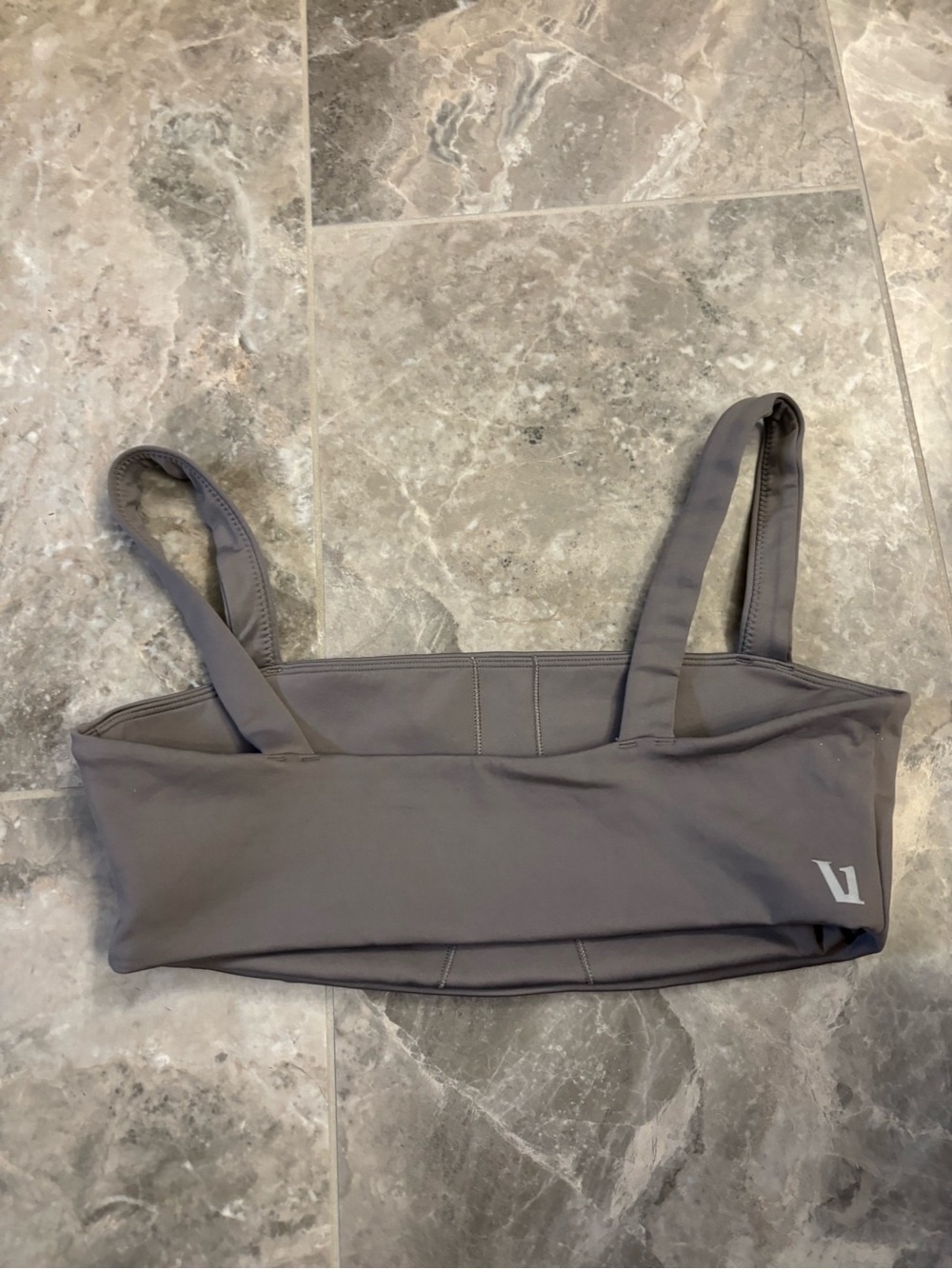 vuori sports bra NWOT